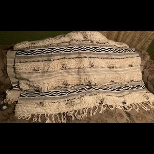 Restoration Hardware Moroccan Wedding throw blanket 60x80